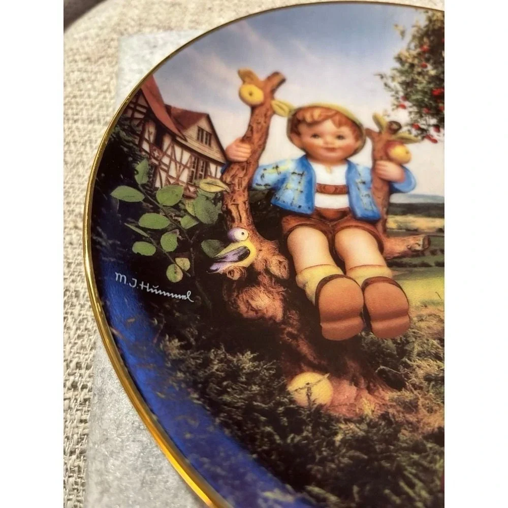 Plate Danbury Mint Apple Tree Boy and Girl